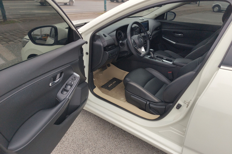 日产 轩逸 2022款 1.6L XL CVT悦享版中控内饰20
