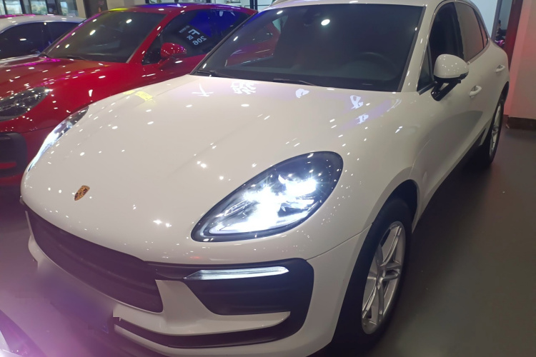 保时捷 2023款 Macan 2.0T车身外观2