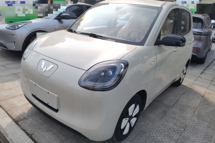 五菱汽车 宏光MINIEV 2025款 四门版 进阶款车身外观1