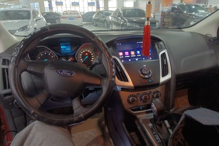 福特 福克斯 2012款 两厢 1.6L 自动舒适型中控内饰12