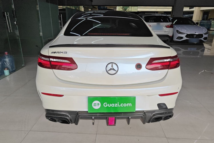 奔驰E级(进口) 2019款 E 200 轿跑车车身外观6