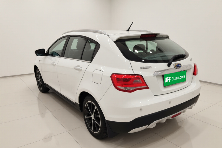 吉利汽车 帝豪 2017款 两厢RS百万款 1.5L CVT向上版车身外观5