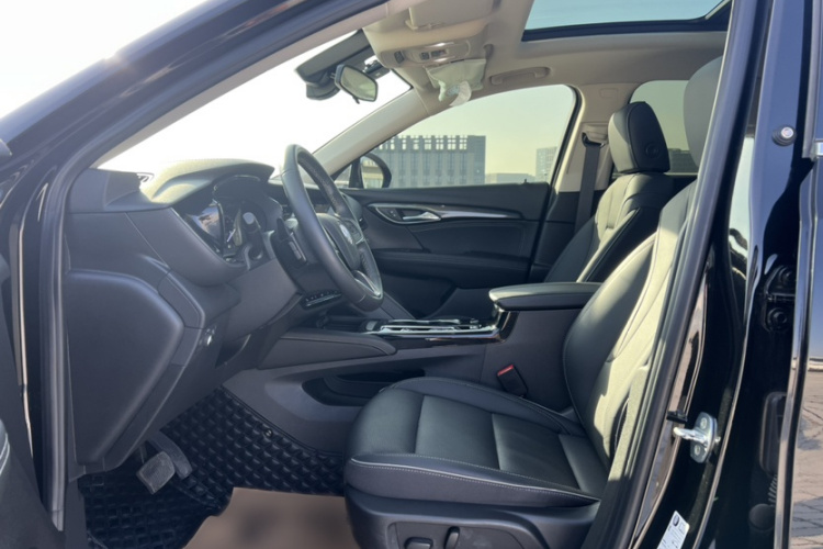 别克 2022款 改款 昂科威S 552T 两驱豪华型中控内饰7004