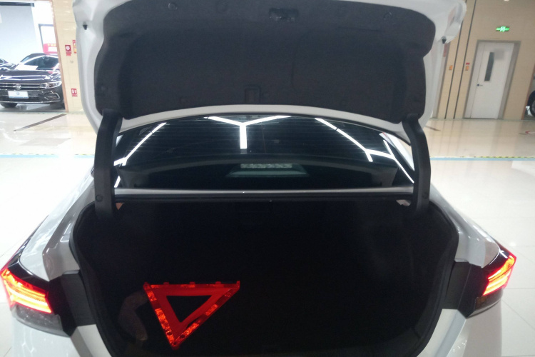 日产 天籁 2022款 2.0L XL-TLS 悦享版局部细节23