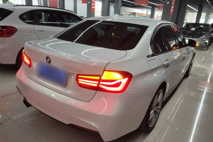 宝马3系 2017款 320Li M运动型车身外观6005
