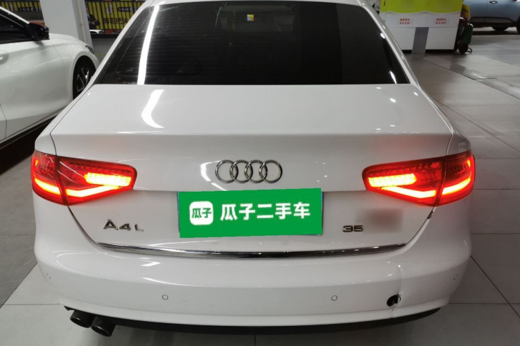 奥迪A4L 2015款 35 TFSI 自动舒适型车身外观6
