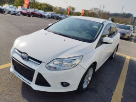 福特 福克斯 2012款 三厢 1.6L 自动舒适型