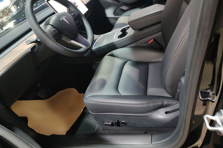 特斯拉 Model 3 2022款 后轮驱动版局部细节19