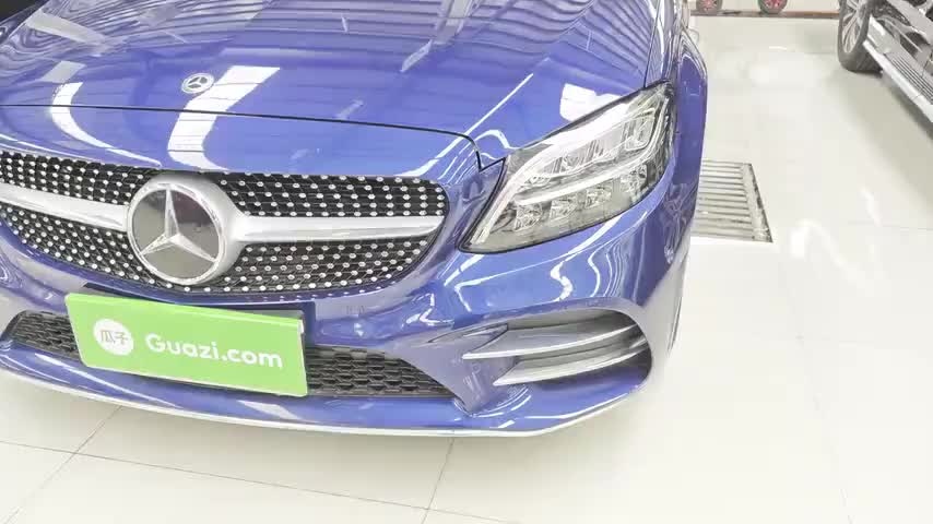 奔驰C级 2020款 改款 C 260 L 运动版实拍1