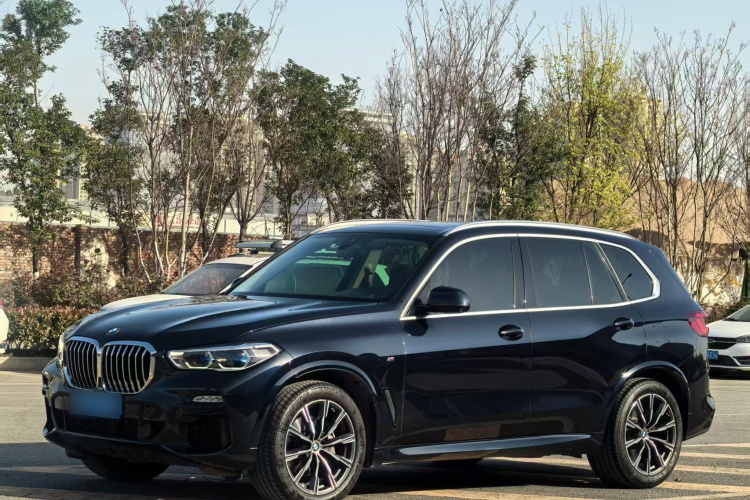 宝马X5(进口) 2021款 xDrive40i M运动套装车身外观6002