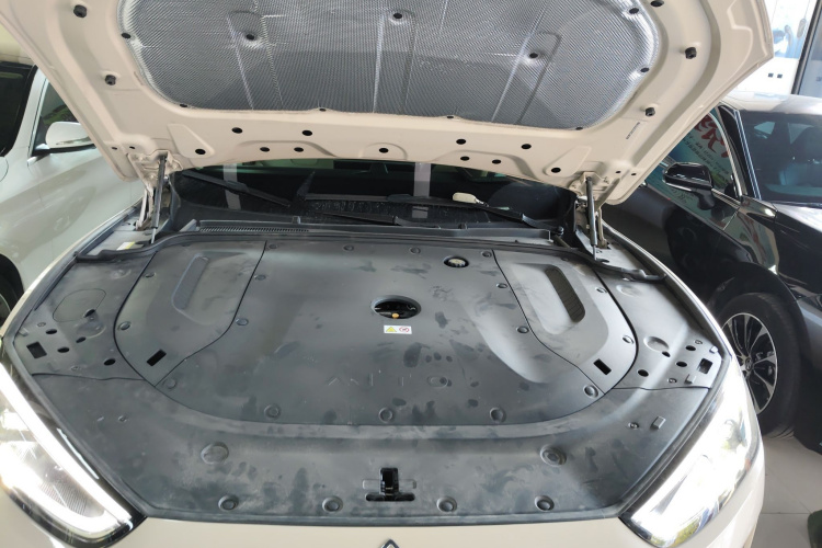 鸿蒙智行 问界M5 2023款 增程后驱标准版局部细节24