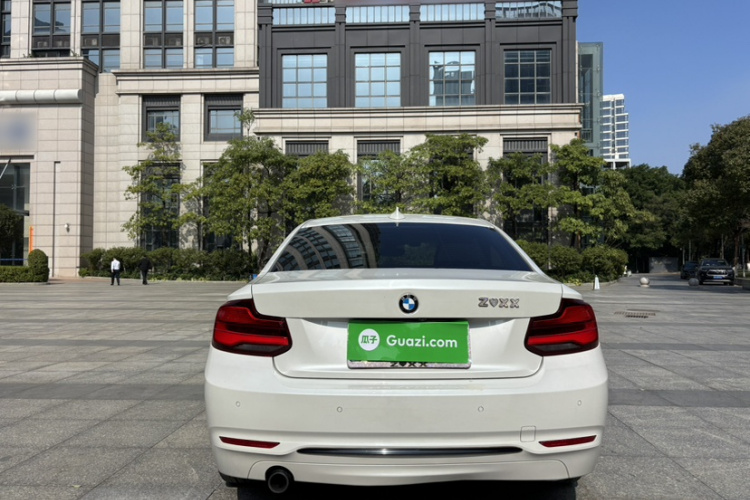 宝马2系(进口) 2018款 220i 运动设计套装车身外观6004