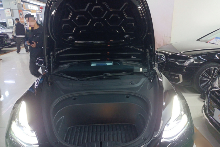 特斯拉 Model 3 2022款 后轮驱动版机舱底盘24