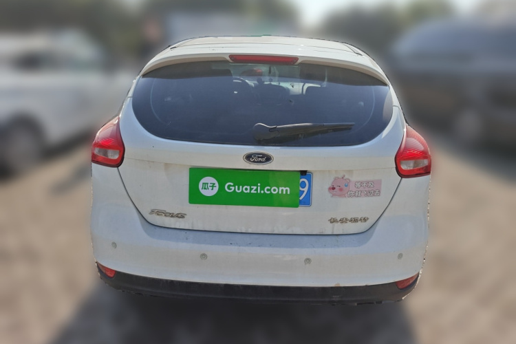 福特 福克斯 2017款 两厢 1.6L 自动舒适型智行版车身外观6004