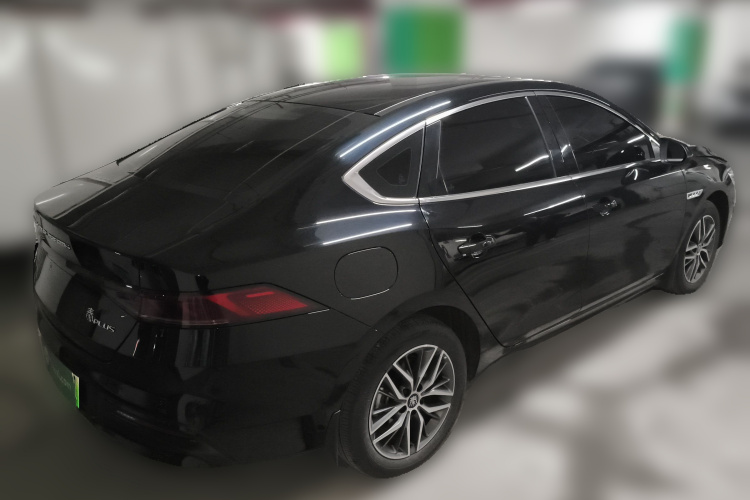 比亚迪 秦PLUS 2023款 冠军版 DM-i 120KM领先型车身外观6005