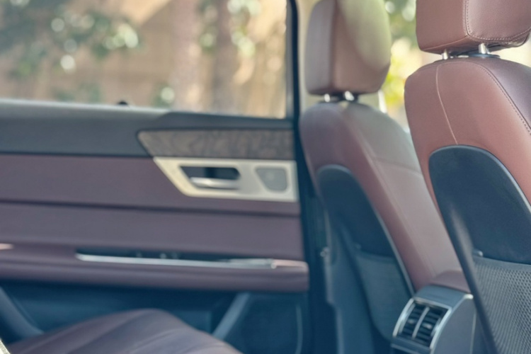 捷豹XFL 2018款 XFL 2.0T 250PS 豪华版中控内饰7005