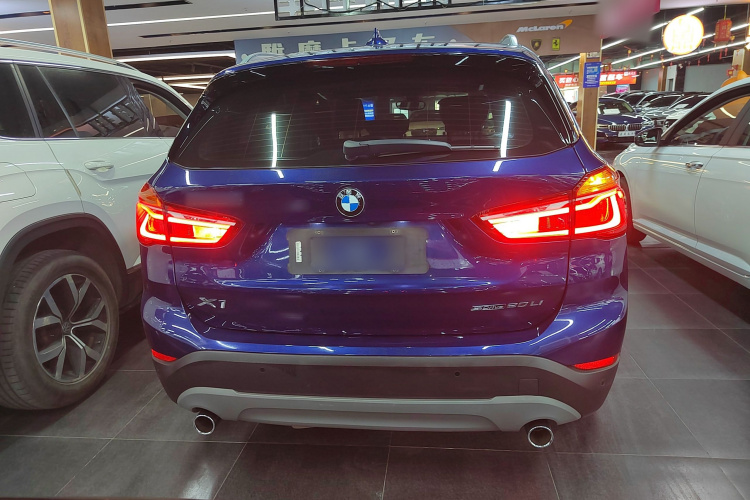 宝马X1 2019款 sDrive20Li 领先型车身外观6
