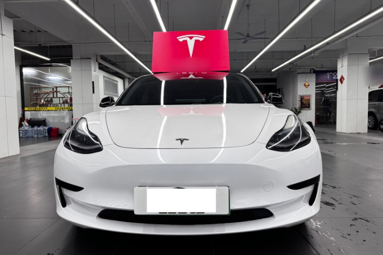 特斯拉 Model 3 2022款 后轮驱动版车身外观6003
