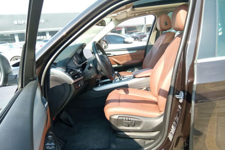 宝马X5（平行进口） 中控内饰19