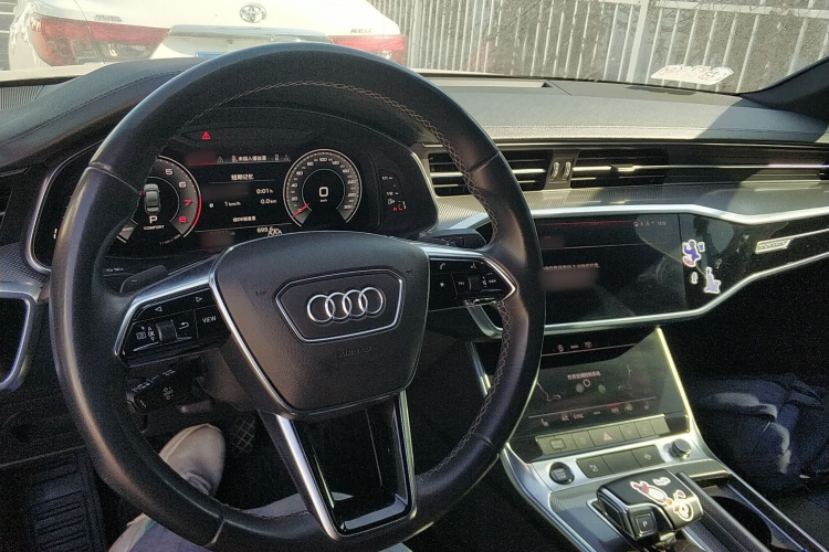 奥迪A6L 2021款 45 TFSI quattro 臻选动感型中控内饰12