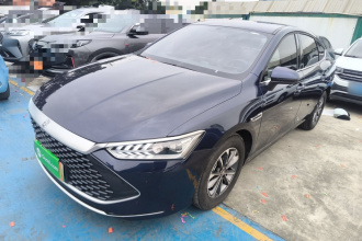 比亚迪 秦PLUS 2024款 荣耀版 DM-i 55KM领先型