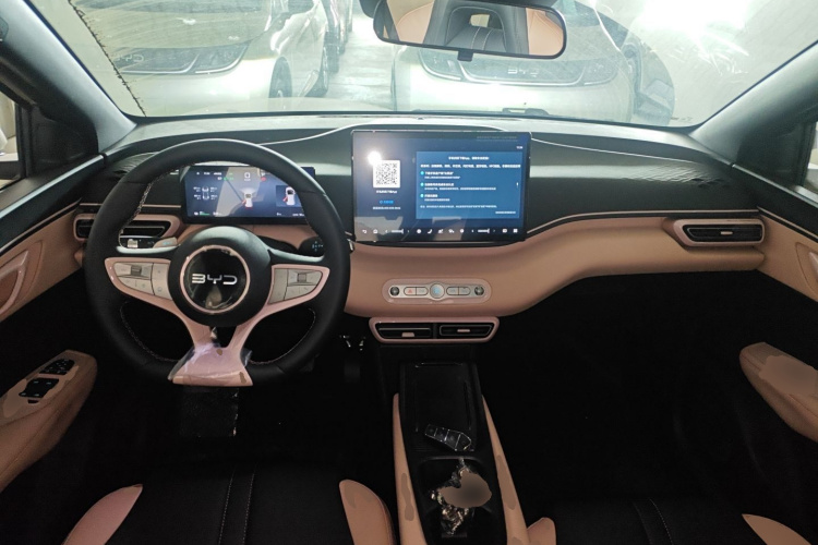 比亚迪 海鸥 2025款 智驾版 305km 自由版中控内饰7002