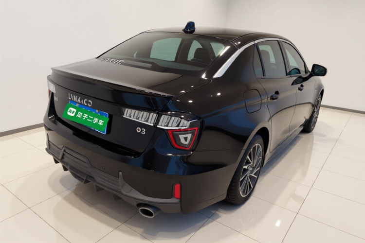 领克03 2022款 1.5TD DCT劲Plus车身外观7