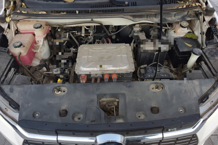 比亚迪 元新能源 2018款 EV360 智联炫酷型局部细节24