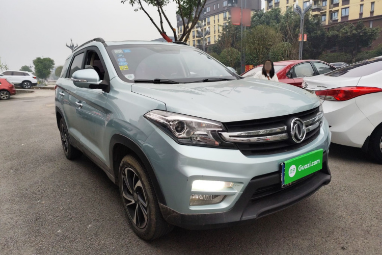 东风风光 风光S560 2018款 1.8L 手动豪华型 7座车身外观3