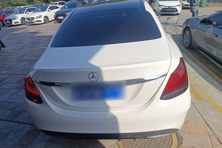 奔驰C级 2021款 C 260 L 运动星耀臻藏版车身外观6