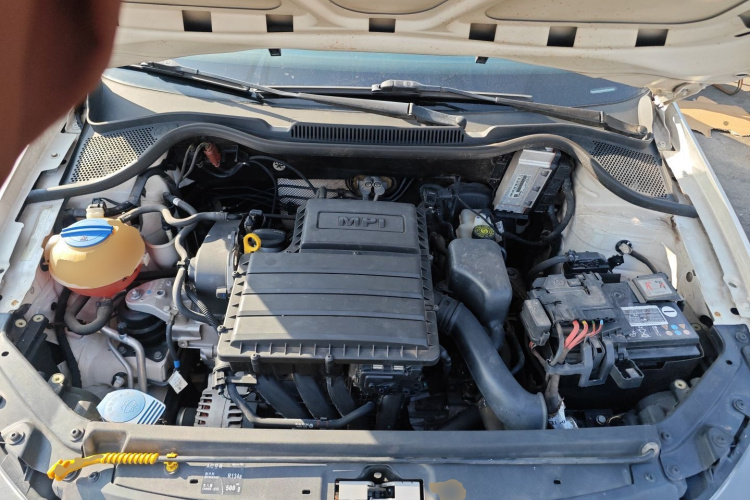 大众 Polo 2018款 1.5L 自动安驾型机舱底盘24