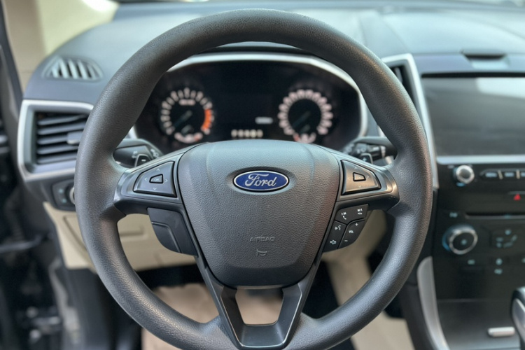 福特 锐界 2015款 2.0T GTDi 两驱精锐型中控内饰7004