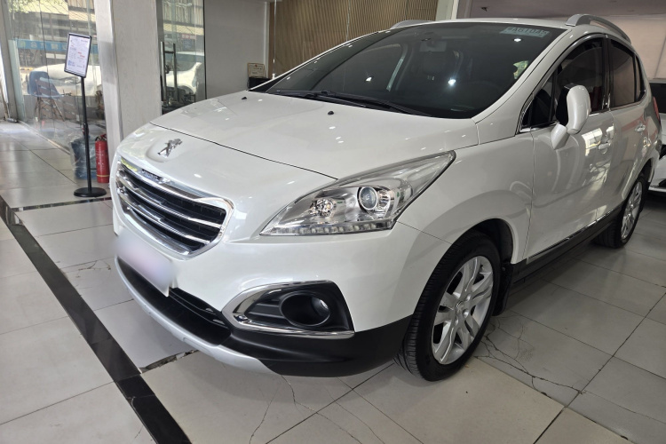 标致3008 2013款 2.0L 自动潮流版车身外观6006