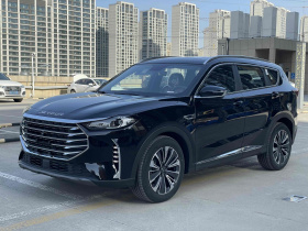 捷途X70 PLUS 2023款 1.5T CVT自强MAX 7座