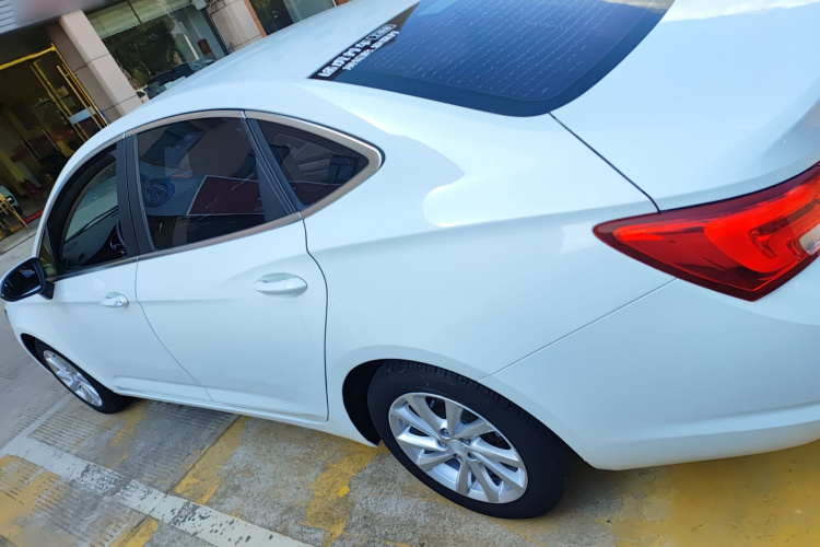 别克 威朗 2018款 三厢 15S 自动领先型车身外观6003