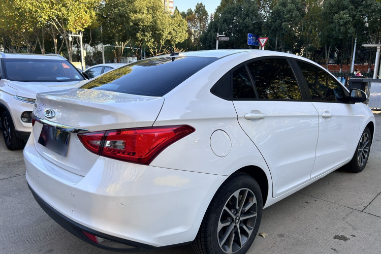 奇瑞 艾瑞泽5 2021款 PRO 1.5L CVT青春版车身外观6005