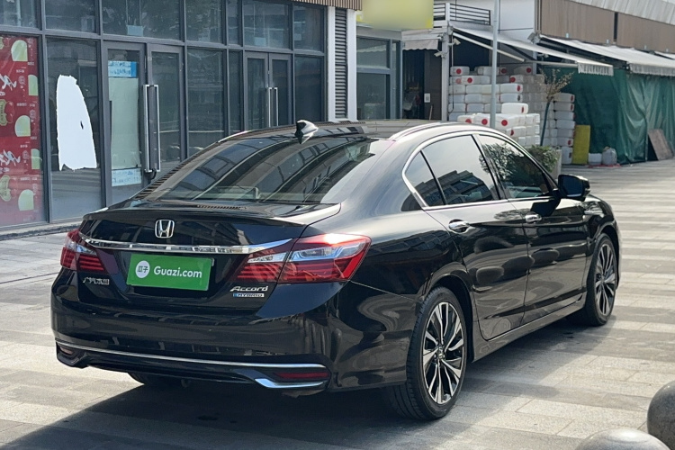 本田 雅阁 2016款 混动 2.0L 锐领版车身外观6005