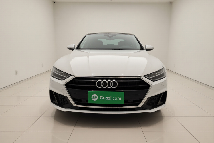 奥迪A7 2021款 45 TFSI 臻选型车身外观2