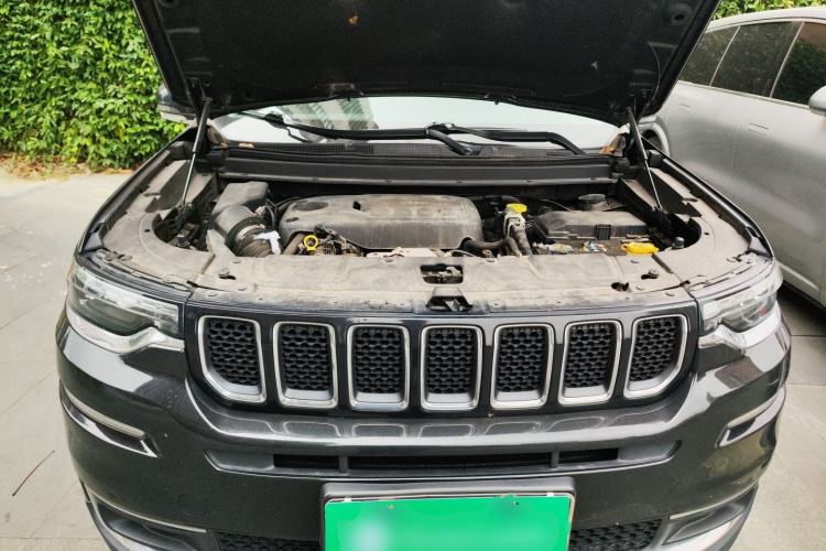 Jeep 大指挥官 2018款 2.0T 四驱尊享导航版 国V局部细节24