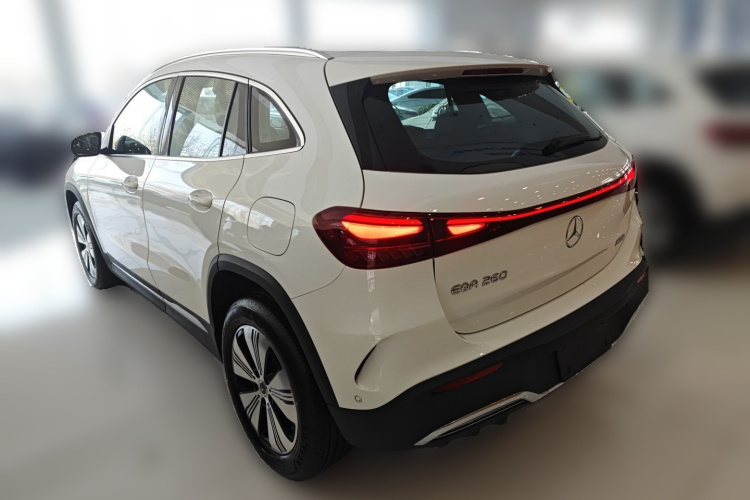 奔驰EQA 2025款 EQA 260车身外观5
