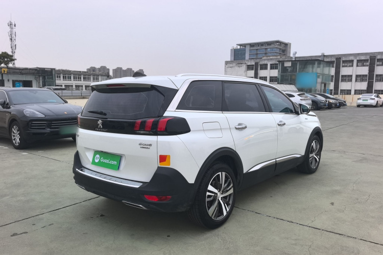 标致5008 2017款 380THP 7座无界版车身外观6004