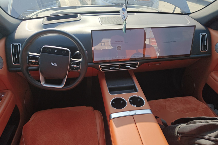 理想汽车 理想L7 2023款 Air中控内饰12