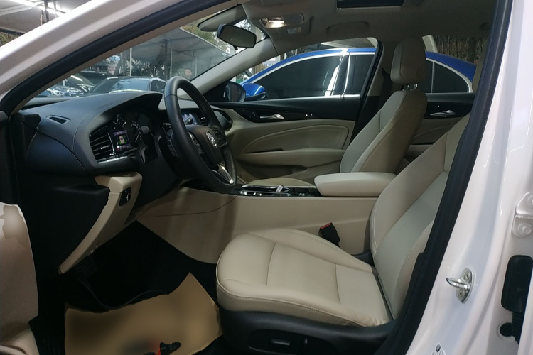 别克 君威 2020款 552T 精英型局部细节19