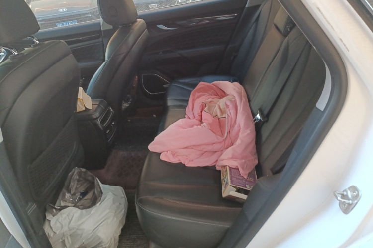 吉利汽车 博瑞 2021款 1.8T 领航版中控内饰21