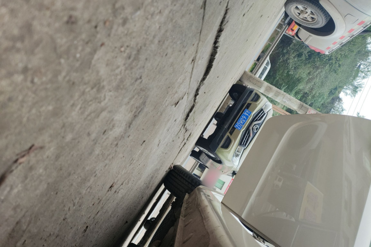 吉利汽车 远景 2018款 1.5L 自动尊贵型局部细节9001