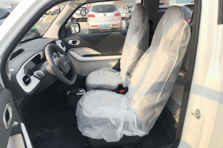 吉利银河 熊猫 2025款 210km 元气熊中控内饰19