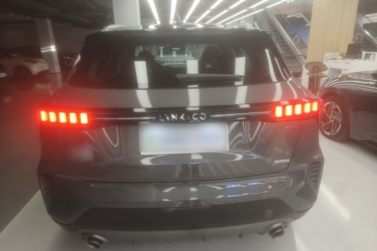 领克06 2020款 1.5T 耀Halo车身外观6004