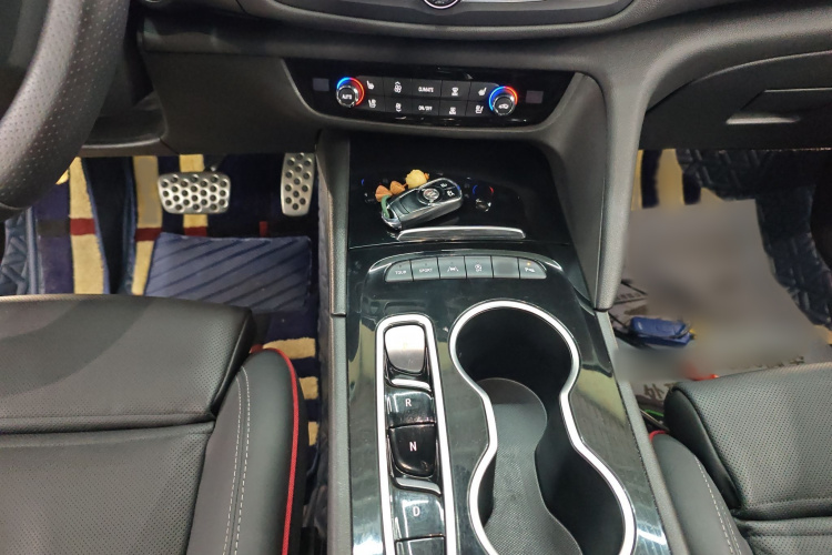 别克 君威 2020款 GS 28T 尊贵型局部细节18