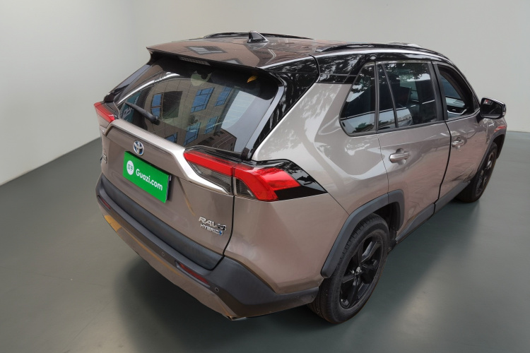丰田 RAV4荣放 2020款 双擎 2.5L E-CVT四驱旗舰版车身外观7