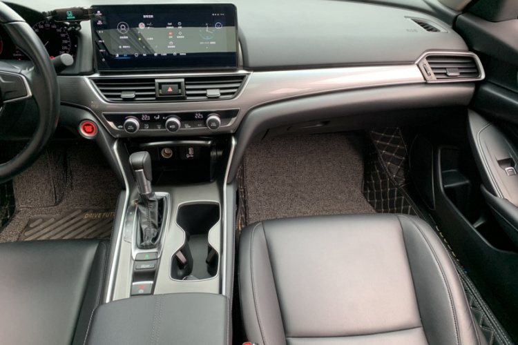 本田 雅阁 2022款 260TURBO 豪华版中控内饰7009